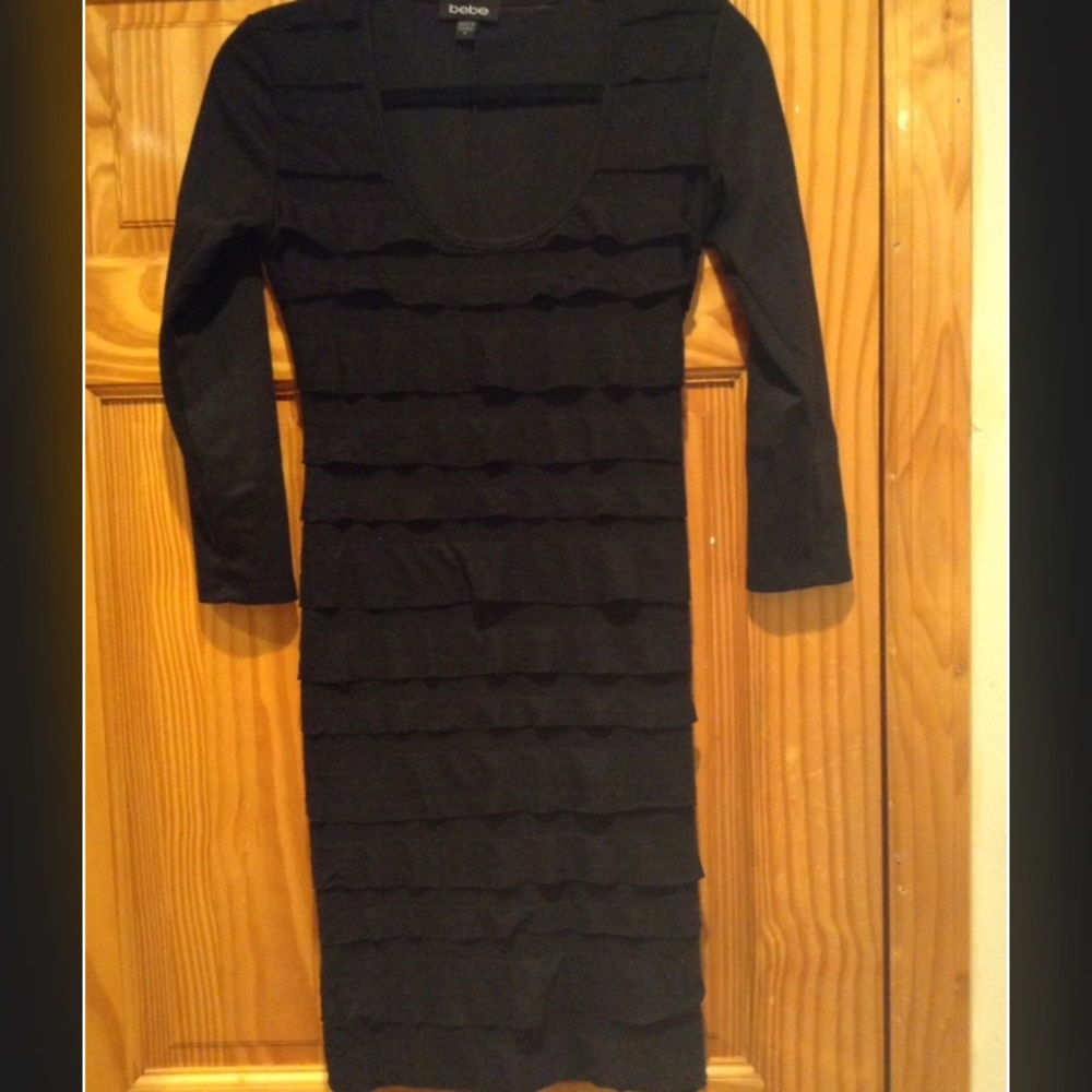 🔊SALE 🔊 Above the knee black ruffle Bebe dress